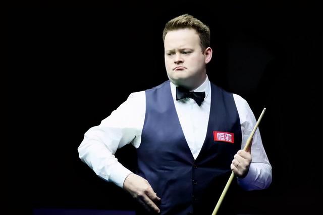 引人注目的 引人注目的